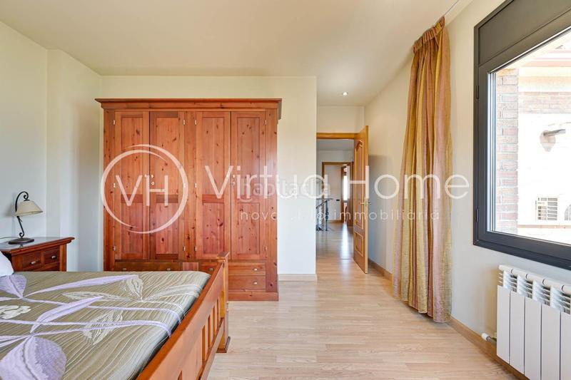 Foto 6ec33a1b-d66a-40b0-aa9d-933f520ede87. Xalet amb calefacció aparcament a Pinemar Pineda de Mar