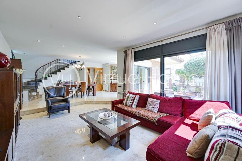 Foto 75d64741-026a-4868-82c6-e11130e36764. Xalet amb calefacció aparcament a Pinemar Pineda de Mar