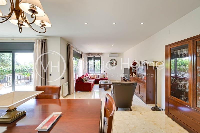 Foto ae6ddc3c-2df1-4330-a1e8-006cad4ba61f. Xalet amb calefacció aparcament a Pinemar Pineda de Mar