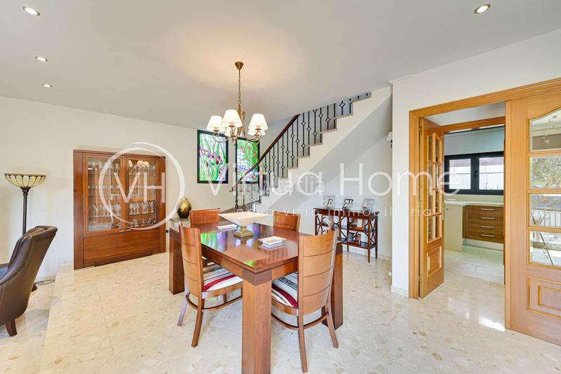 Foto f0bb8bd6-898d-4eea-8d2c-9f7dc22c8ecd. Xalet amb calefacció aparcament a Pinemar Pineda de Mar