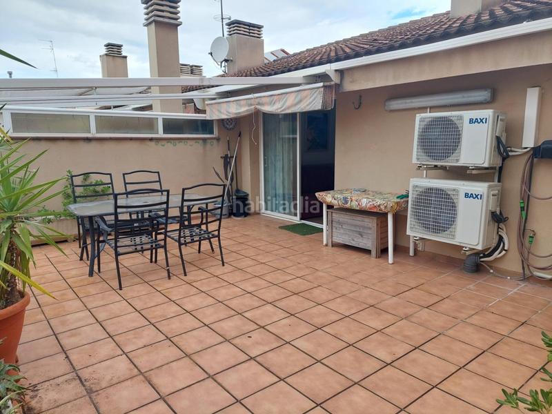 Foto e80469a8-cda3-4210-8c00-ce70bd39e682. Alquiler ático duplex de grandes dimensiones en alquiler en Pineda de Mar