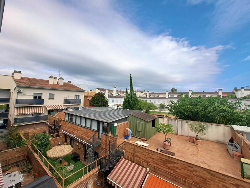 Foto 4f467a51-c9b2-4bc7-a83e-2adca522a230. Dúplex amb calefacció a Centre Pineda de Mar