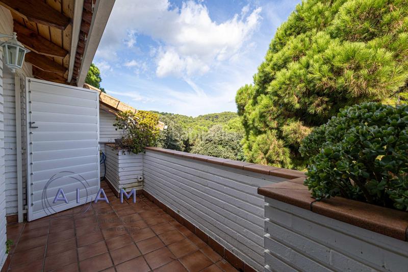 Foto 0c2d5d7a-cdba-40ce-badd-b6cf5c9ac826. Reihenhaus mit parking in Santa Susanna