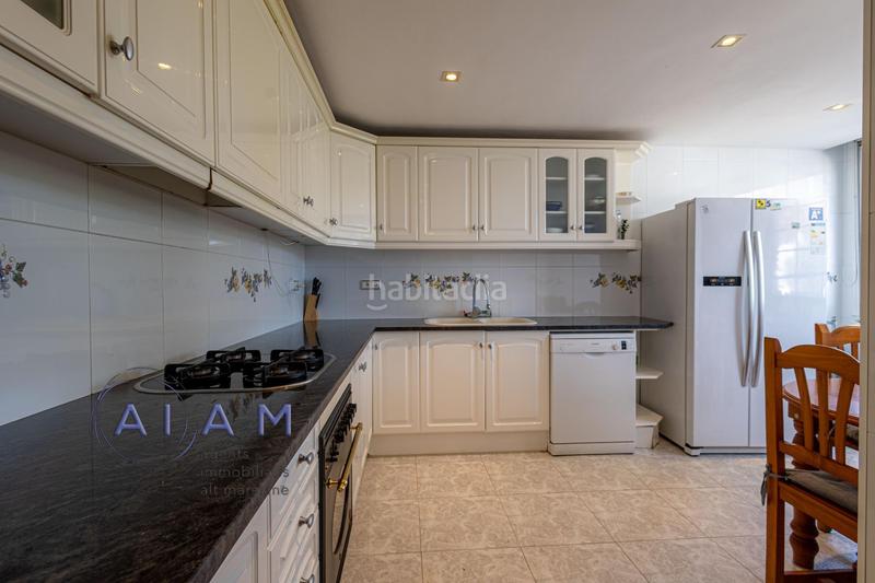 Foto d610ae70-d189-4661-9e04-0902c8bcf932. Reihenhaus mit parking in Santa Susanna