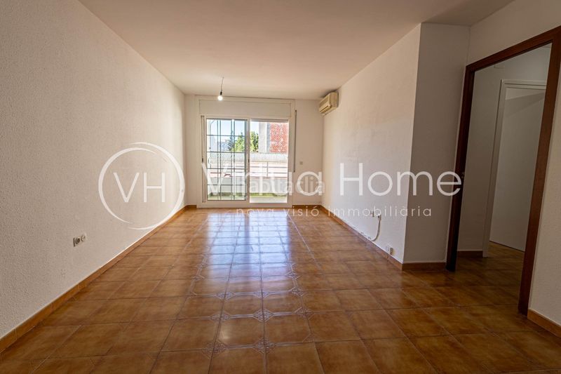 Foto 089c9df5-7274-4ea1-ad8b-7f59fae3ec34. Pis a Centre Pineda de Mar