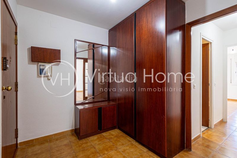 Foto b29fd4a7-33ac-42ae-9b96-d91dfbee5873. Pis a Centre Pineda de Mar