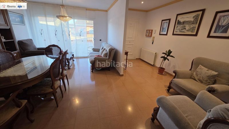 Foto f182df88-b79e-49f9-ae6f-3400a6809d7f. Casa adossada amb aparcament a Tordera Tordera