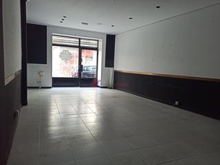 Local Comercial a Rubalcaba 38