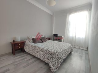 Miete Etagenwohnung  Avda. de vigo
