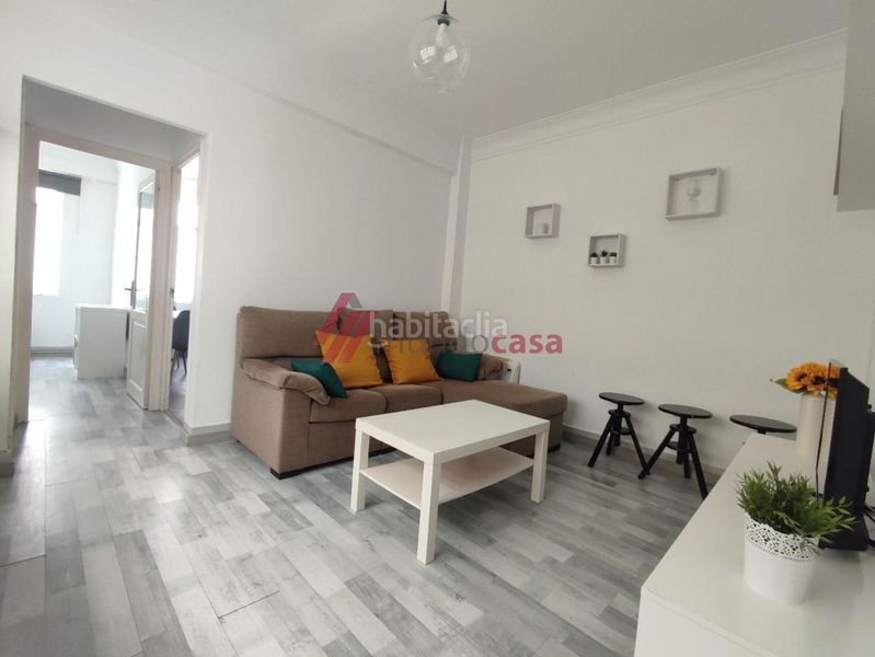 Foto 2d19089b-a978-4ab6-a3c3-3c8177aa6c7e. Rent flat with heating in Centro Ferrol