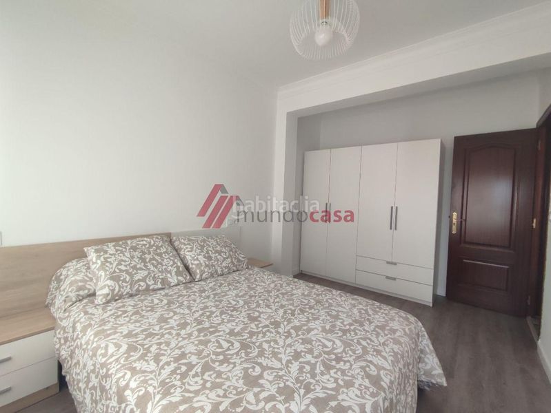 Foto 8e0e721b-977b-4f36-9c14-e94c6866b0e4. Rent flat with heating in Centro Ferrol