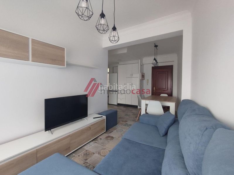 Foto a043596c-02e4-4737-ba5b-9fadbfcded43. Rent flat with heating in Centro Ferrol