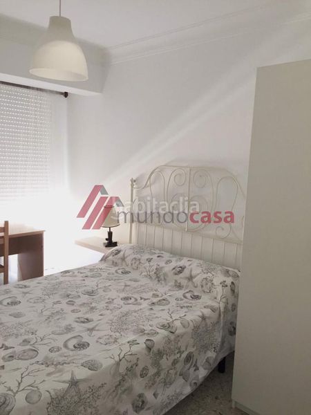 Foto 35bcf967-1e38-48b5-a2da-66d3d119a4ac. Alquiler piso en Centro Ferrol