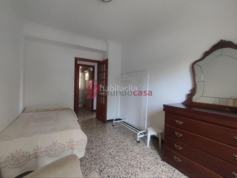 Foto 6570f2f3-36ca-4ee3-a7a5-ef51edab6644. Rent flat with heating in Caranza Ferrol