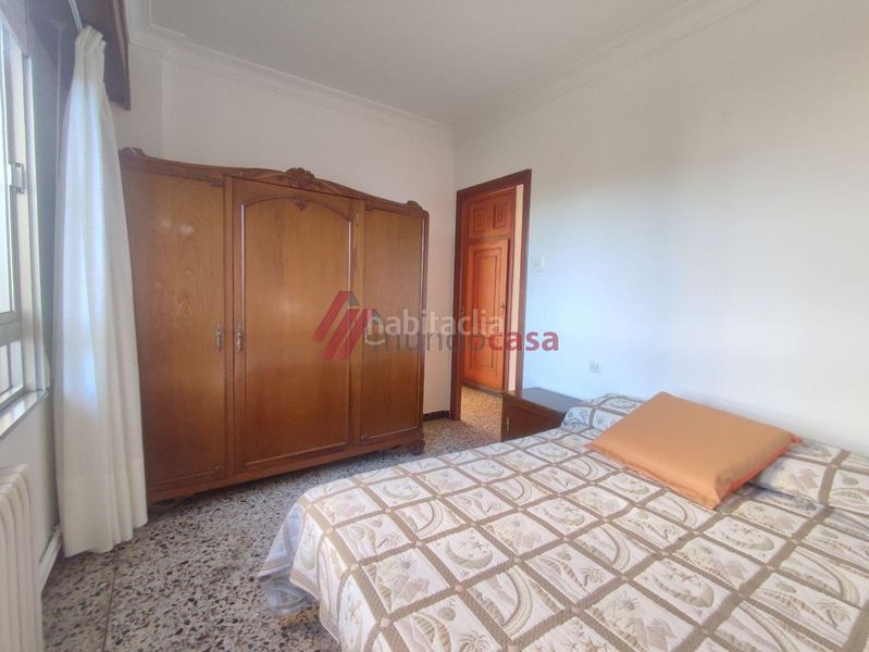 Foto 8ba3853b-cfba-4b24-9ffb-d22a929ded86. Rent flat with heating in Caranza Ferrol