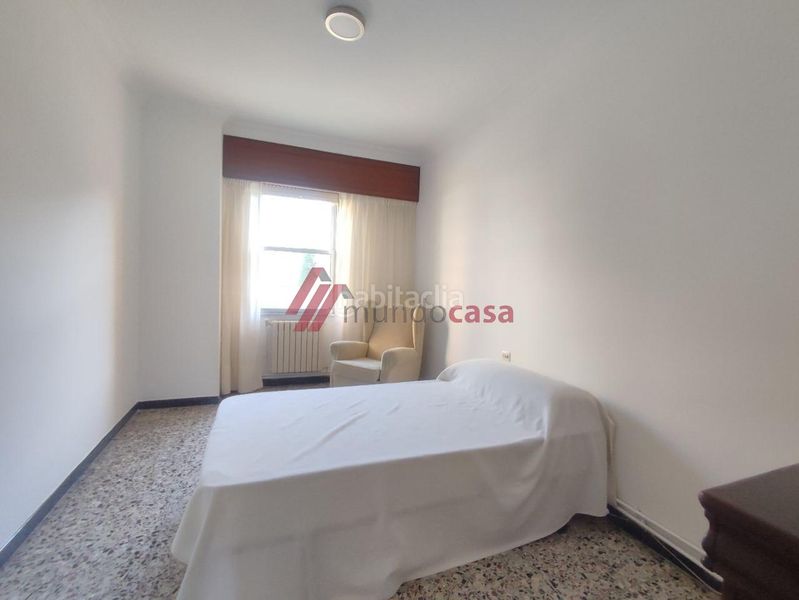 Foto a80d1793-5bd8-4fe1-9fd0-cbafdb12e6c1. Rent flat with heating in Caranza Ferrol