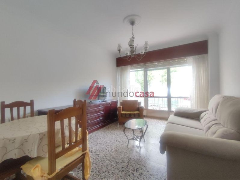 Foto d69d73d6-ff02-43df-8888-6b6b64107223. Rent flat with heating in Caranza Ferrol