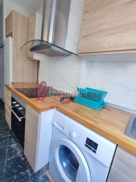 Foto 0172b595-cd44-4bd6-bb20-8aaef687cca2. Rent flat in Porta Nova Ferrol