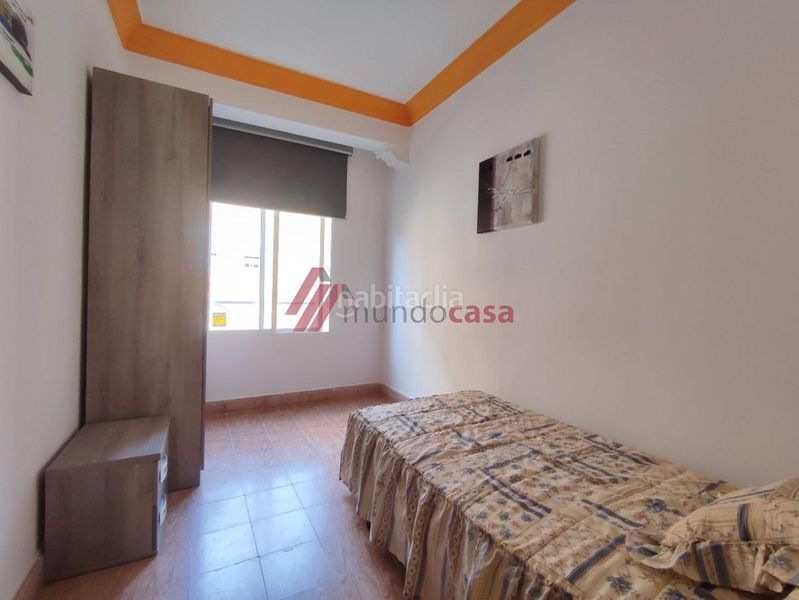 Foto 9b7f0163-265d-4d3a-b02a-5835197a1f3b. Rent flat in Porta Nova Ferrol