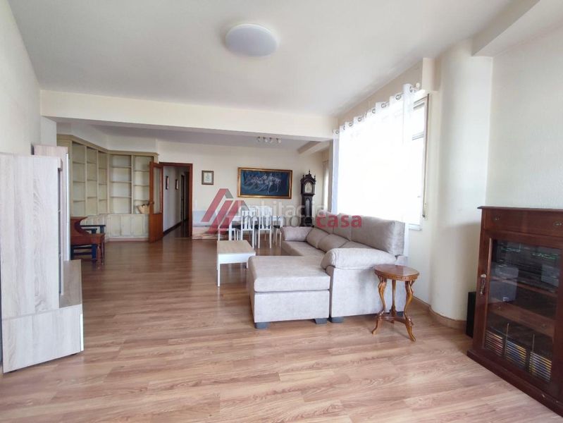 Foto 58ffe61a-f279-4d7d-a0ab-3f453b40c52a. Rent flat with heating in Centro Ferrol
