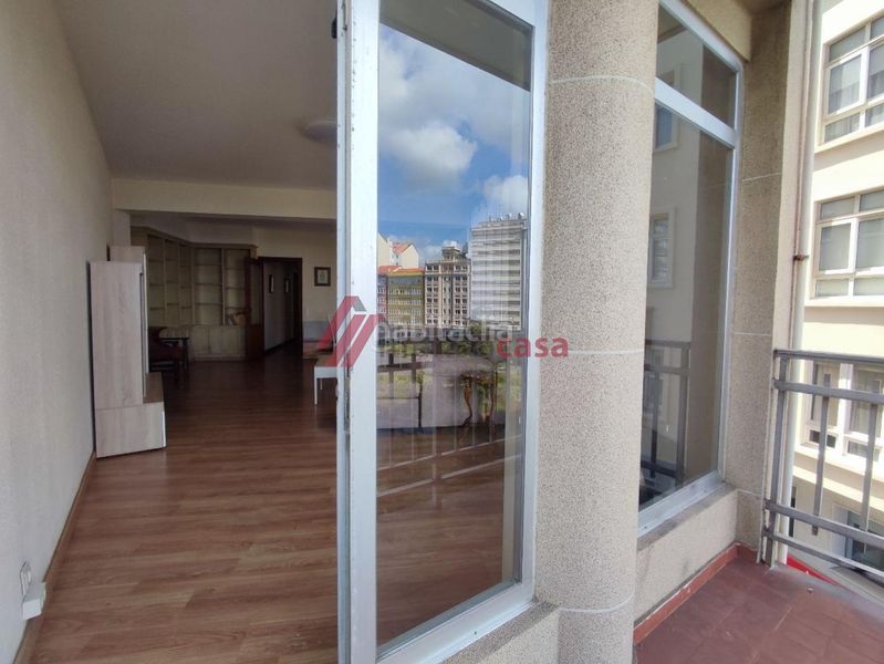 Foto 607a218c-8fb0-4f1c-a15a-c3dd039317d3. Rent flat with heating in Centro Ferrol
