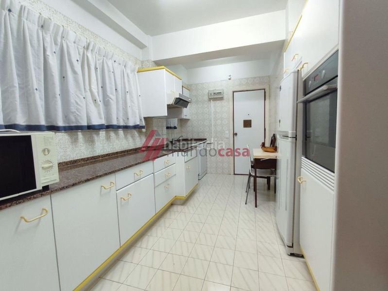 Foto 2fb995a1-6532-479d-875e-ced292ba77ac. Alquiler piso en Centro Ferrol