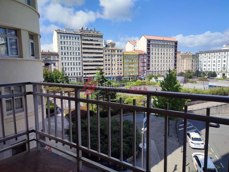 Foto 639aff98-abff-4d28-b2e6-a6662d27138f. Alquiler piso en Centro Ferrol