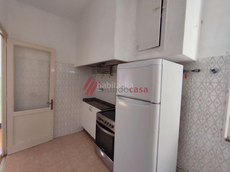 Foto ce0ac841-d9ea-4528-b965-50edd44093e7. Rent flat in Zona Ultramar Ferrol