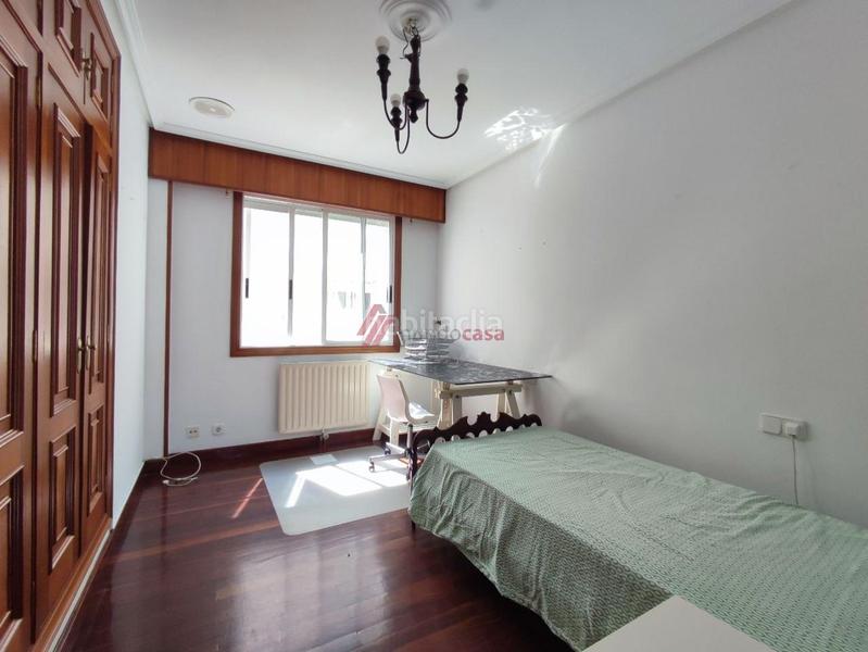 Foto 700bd89a-e00b-4113-84cb-5a66eda6be30. Piso en Esteiro Ferrol