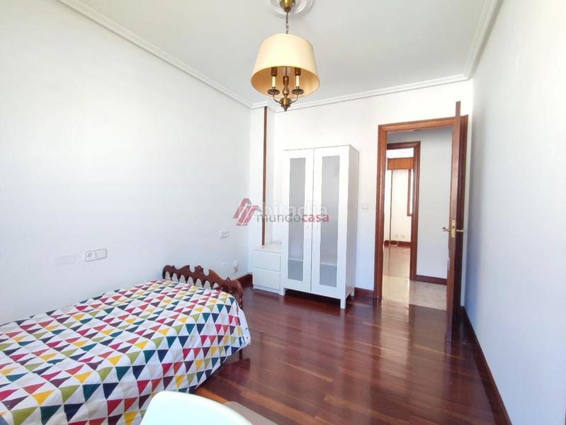 Foto a635b8ec-ff40-44bd-ac54-88001d60dc18. Piso en Esteiro Ferrol
