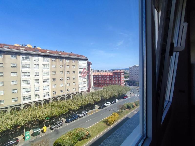 Foto ab1ce345-bfff-43fd-beda-3adde44a0ea6. Piso en Esteiro Ferrol