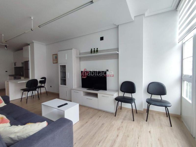 Foto 30a7cd86-5c78-4aa8-b964-1dc5a4542860. Alquiler piso en Zona Ultramar Ferrol