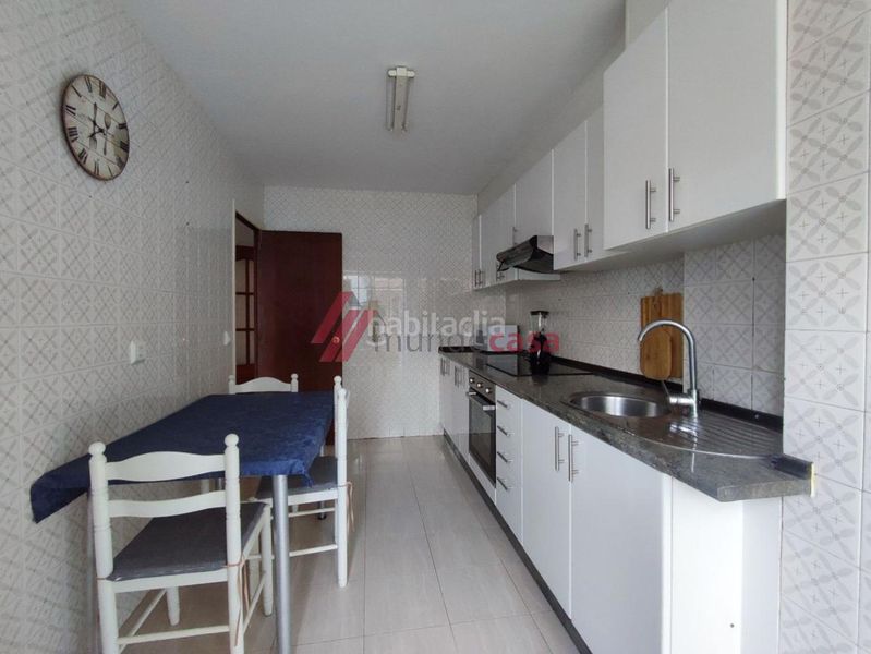 Foto e393c888-9f1d-429a-93d3-60257eba854f. Rent flat in Canido Ferrol