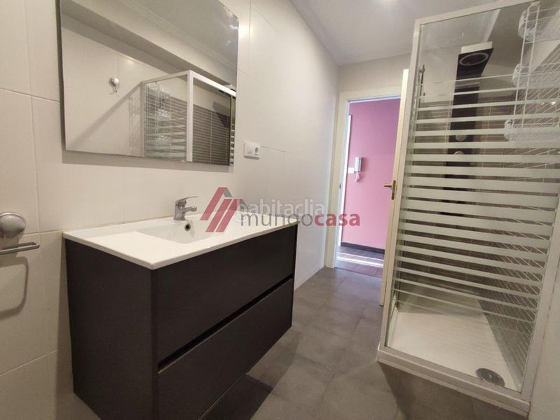 Foto ea4348a7-8b27-4a6a-870a-58fccb899c2b. Rent flat in Zona Ultramar Ferrol