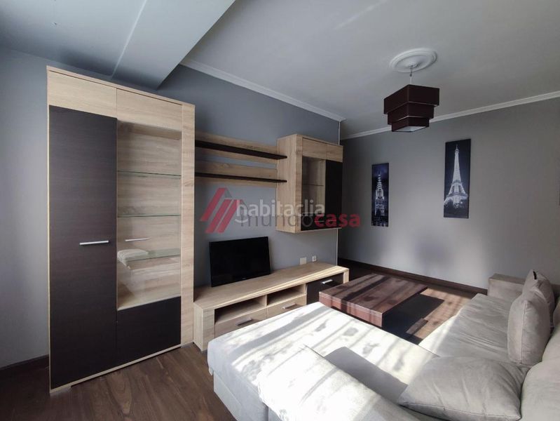 Foto f9e029e0-e483-4eeb-868c-42e5924d7797. Rent flat in Zona Ultramar Ferrol
