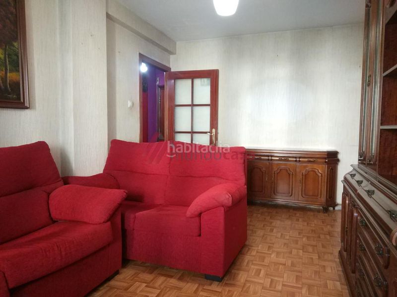 Foto 2f5dd4c1-06ad-45a4-990d-dd113cb4032f. Piso en castelao 2 en Caranza Ferrol