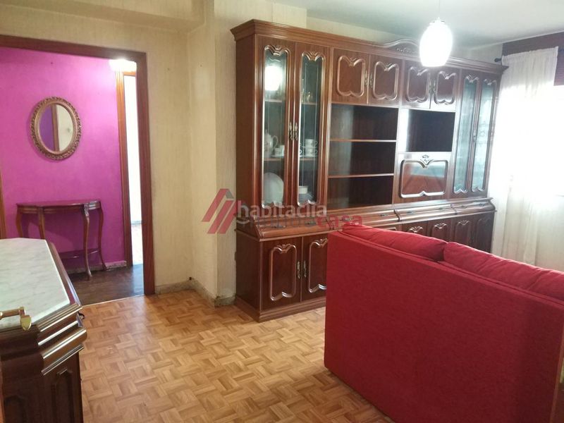 Foto cd77d541-3afc-4dc0-afb7-a77d6e7789ef. Piso en castelao 2 en Caranza Ferrol