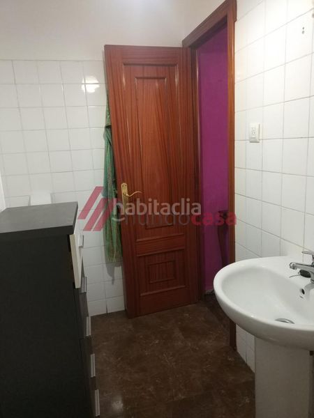 Foto ebd9ce42-f9b3-4738-9350-5e4a1828f66d. Piso en castelao 2 en Caranza Ferrol
