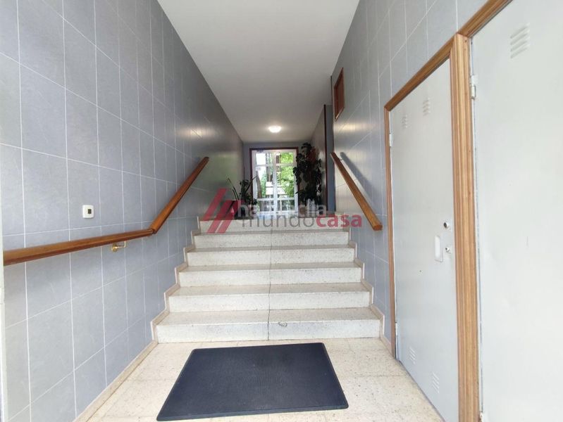 Foto cfaffd63-19d3-4a15-a5ef-c90f5c3f3826. Rent flat with heating in Centro Ferrol