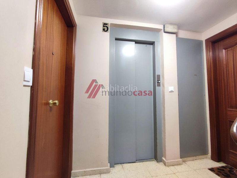Foto 1df8b5bb-9835-415f-93a5-ca1cde522dca. Lloguer pis amb calefacció a Centro Ferrol