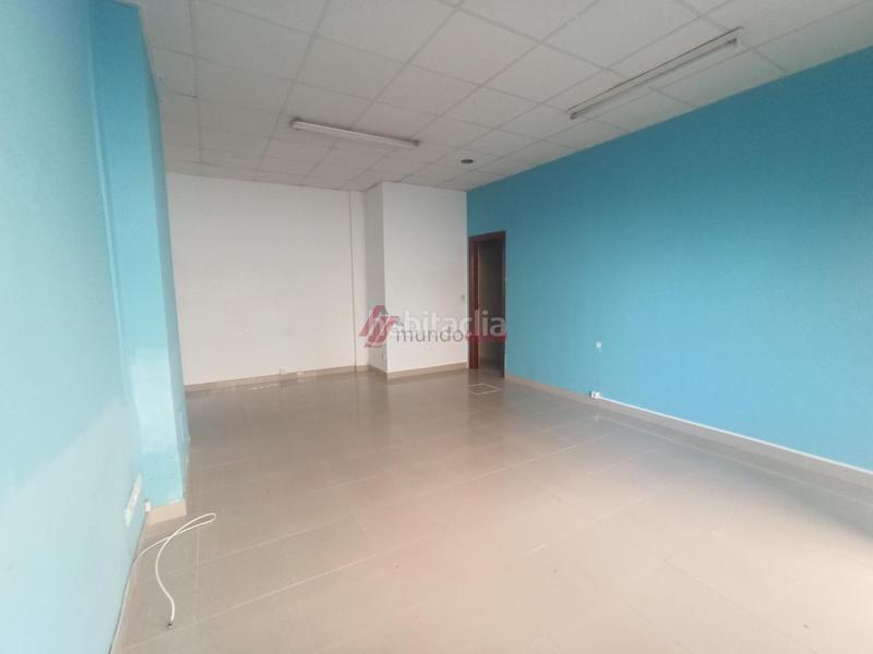 Foto db56258a-d53e-4a89-9f88-6d9f54945178. Alquiler local comercial en Esteiro Ferrol