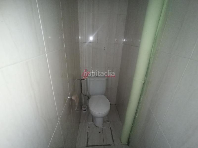Foto dbb4fd0b-137e-43d8-84bd-ddc978bcc5db. Affitto locale commerciale in Esteiro Ferrol