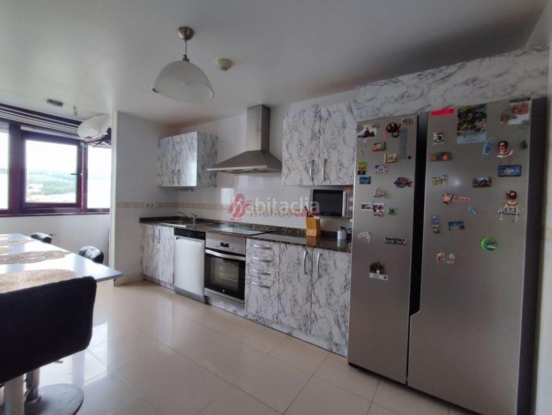 Foto d891e18b-7bfb-4d4e-b1f6-c538409747de. Duplex con riscaldamento parcheggio in O Feal - Xubia Narón