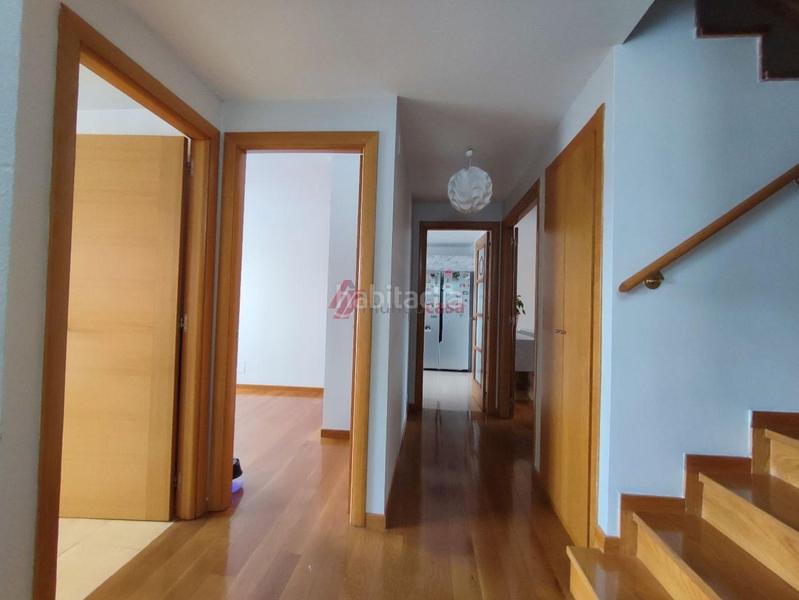 Foto f8726635-5b5a-4a82-877a-63bc16a19041. Duplex con riscaldamento parcheggio in O Feal - Xubia Narón