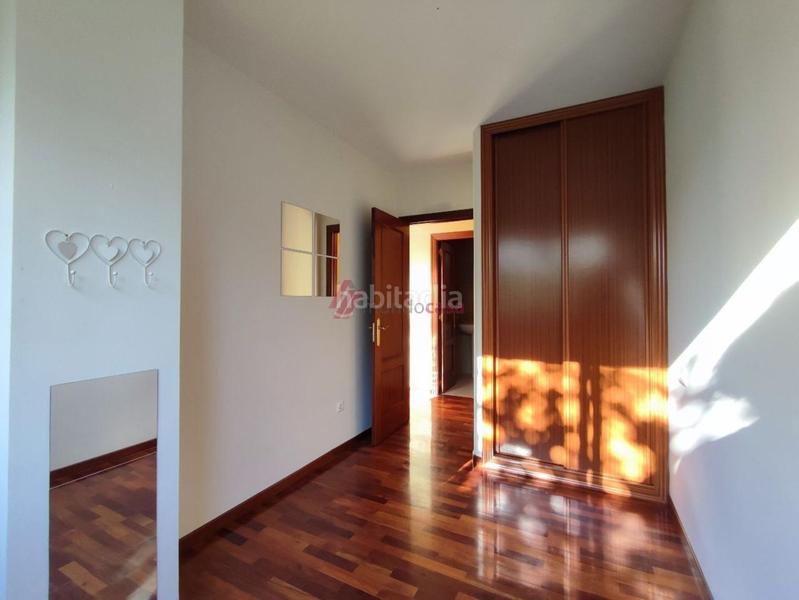 Foto 90d2b68b-c230-4b9c-ac5b-637f5c4c047f. Appartamento con riscaldamento parcheggio in Alto del Castaño Narón