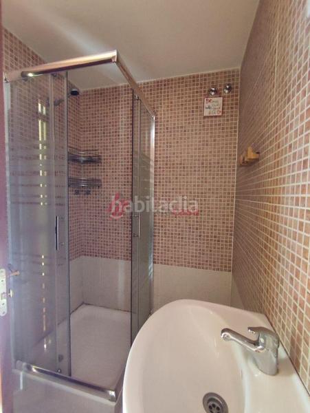 Foto 2a6ee8a5-2277-49c1-9fca-7c58bf45c3e4. Flat with heating parking in Alto del Castaño Narón