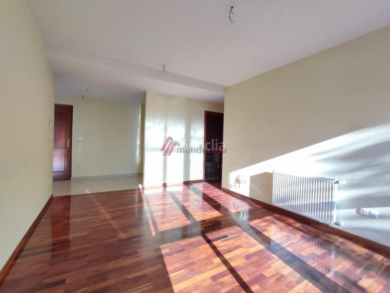 Foto 2f49e473-1458-4b78-8570-0228f0549432. Pis amb calefacció aparcament a Alto del Castaño Narón