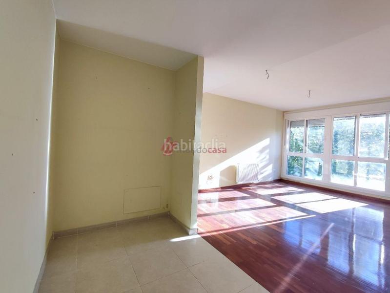 Foto 3605b2db-3c94-4ff5-8952-34749eb65414. Pis amb calefacció aparcament a Alto del Castaño Narón