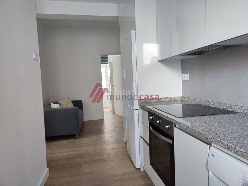 Foto 1952333c-5533-4575-bdf6-422479b829ed. Rent flat with heating in Centro Ferrol