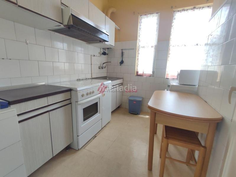 Foto a37749c3-2dda-4f28-8273-8c29e4ce68bd. Etagenwohnung in Caranza Ferrol